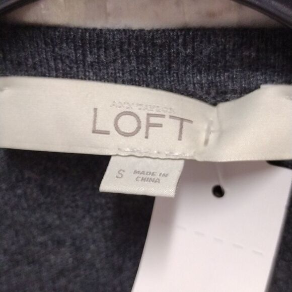 Loft top  - Picture 2 of 3